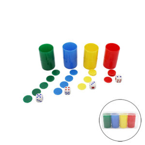 Lote 3 packs 4 cubiletes con fichas de parchís y dados